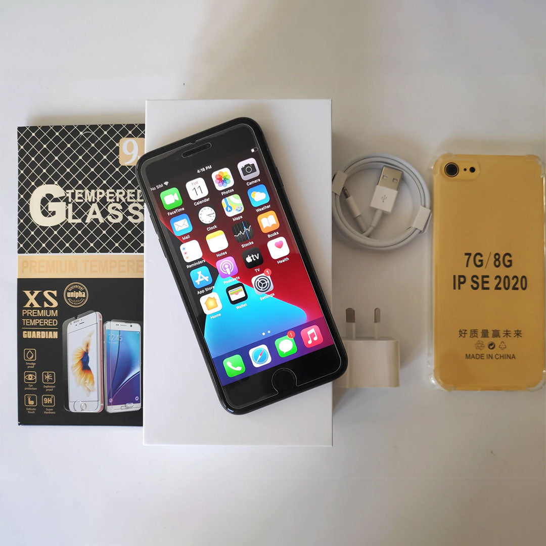 Apple iPhone SE 2020 64GB Black - Good Battery, New Case, Screen Protector