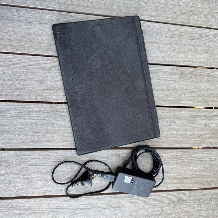 Microsoft Surface Pro 7 12.3″ i5 10th Gen 8GB RAM 256GB SSD Win 11 Pro