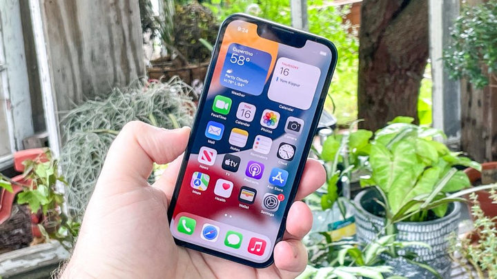 Apple iPhone 13 Mini 128GB 5G Midnight Black w Apple Warranty (As New) New Battery, Case & Screen Protector*