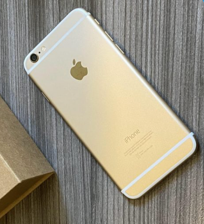 Apple iPhone 6 16GB Gold w Case, Screen Protector (Exc)
