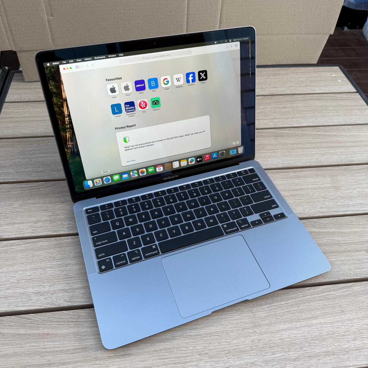 Pre-owned Apple MacBook Air 13-inch M1 2020 Space Gray