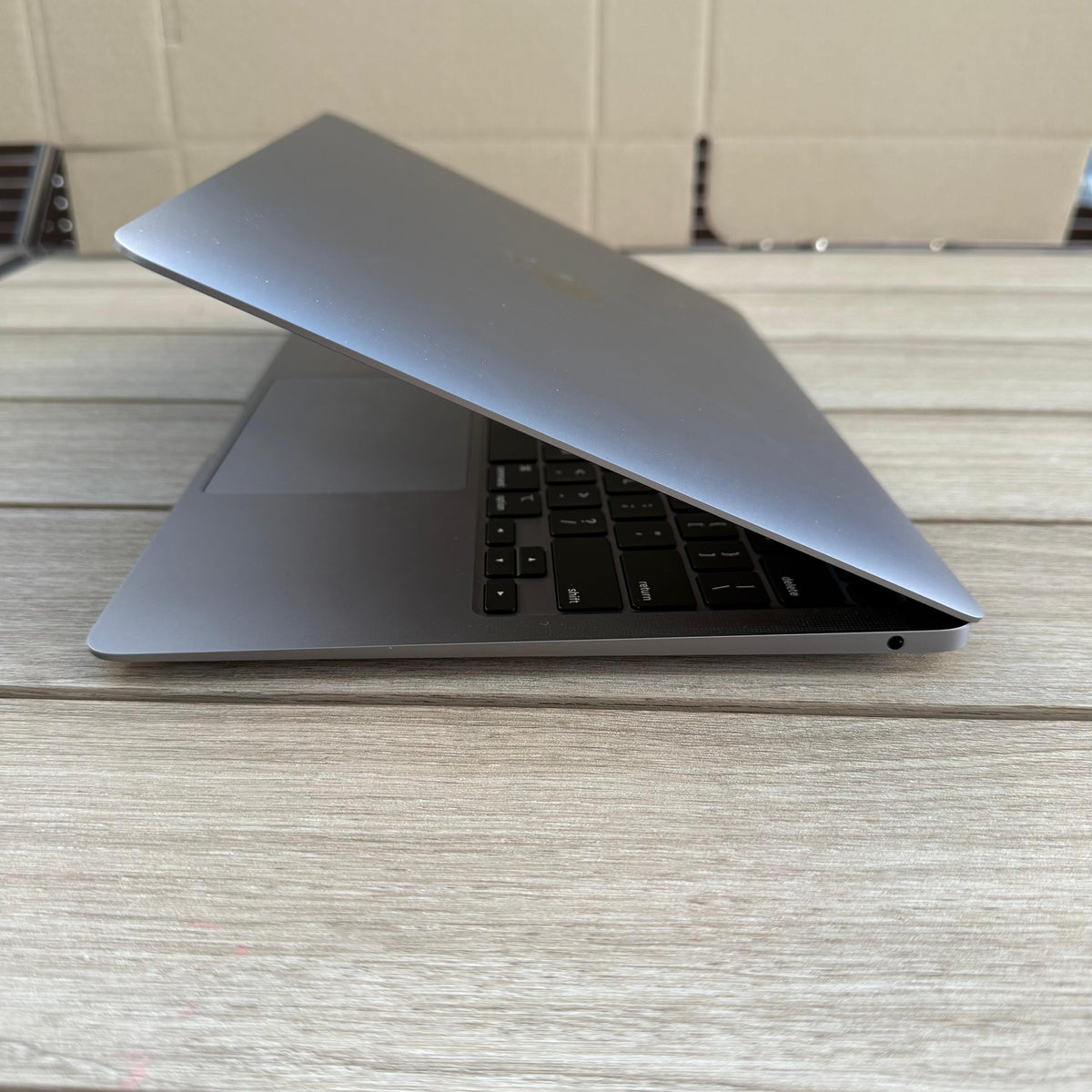 Pre-owned Apple MacBook Air 13-inch M1 2020 Space Gray