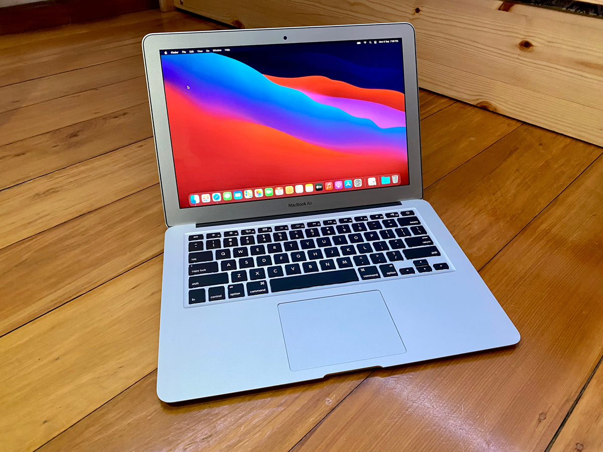 Apple MacBook Air 13-inch 2015 Tubo 2.7 Ghz Intel i5 256GB SSD