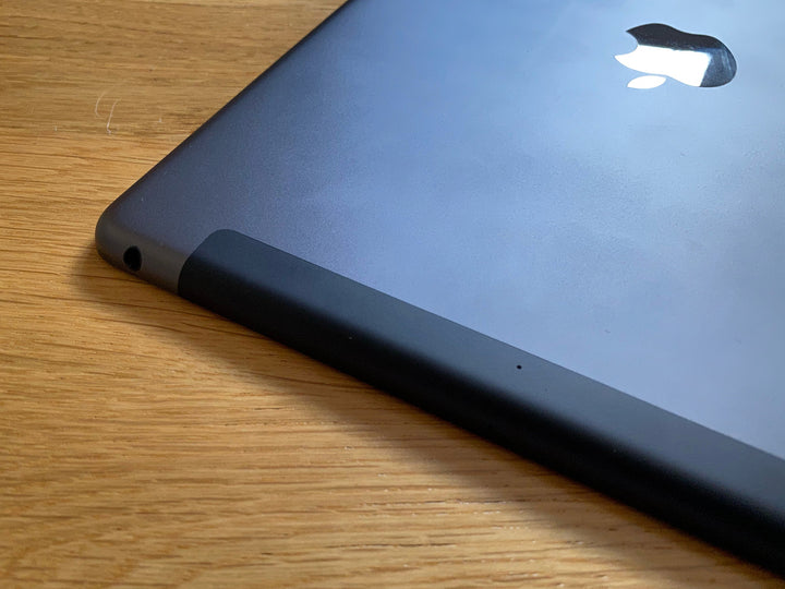 Apple iPad 10.2-inch 256GB Wifi + Cell Space Gray 9th Gen New Battery - As New Condition