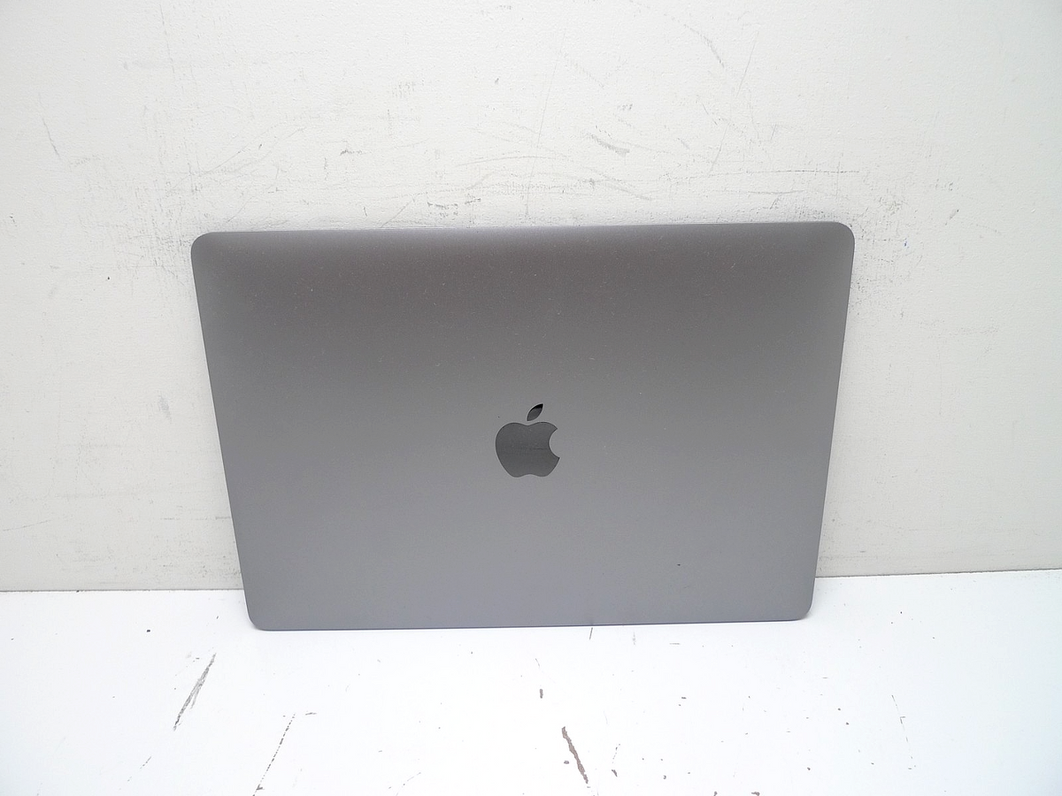 MacBook Air (Retina, 13-inch, 2018) Intel i5 8GB 128GB Space Gray in Original Box - Used