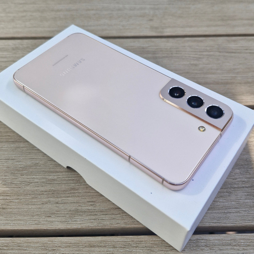 Samsung Galaxy S22 128GB 5G left side view showing buttons and frame condition – SmartGear NZ, New Lynn, Auckland
