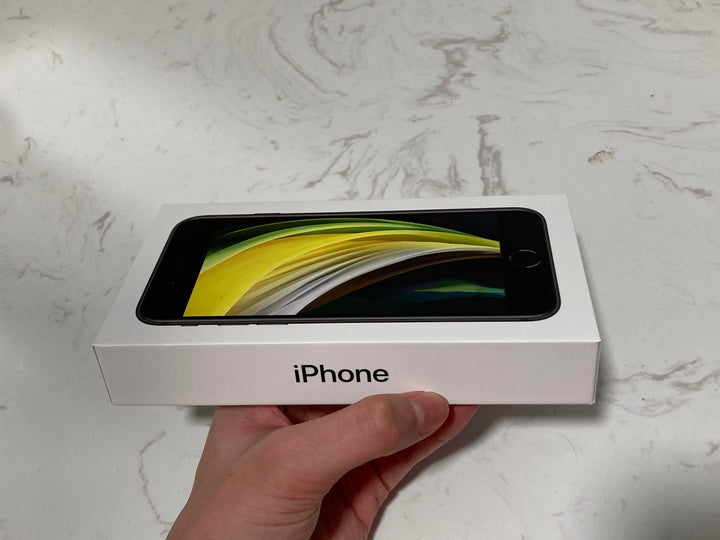 Apple iPhone SE 2022 3rd Gen 5G 64GB Black - New Battery, Original Box (As New)