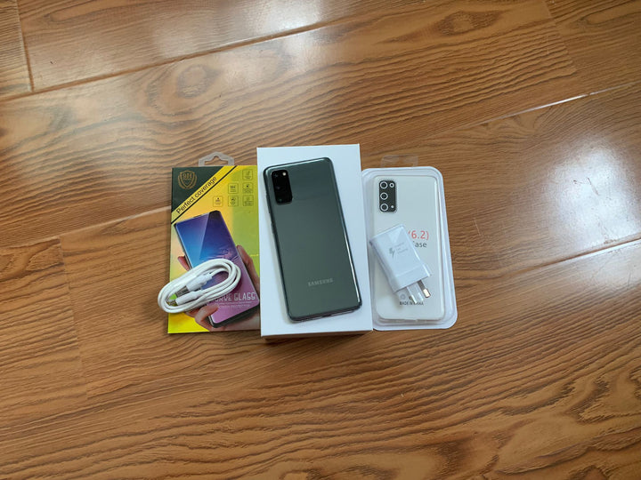 Samsung Galaxy S20 5G 128GB 8GB Cosmic Grey (Like New) New Case, Screen Protector & Shipping
