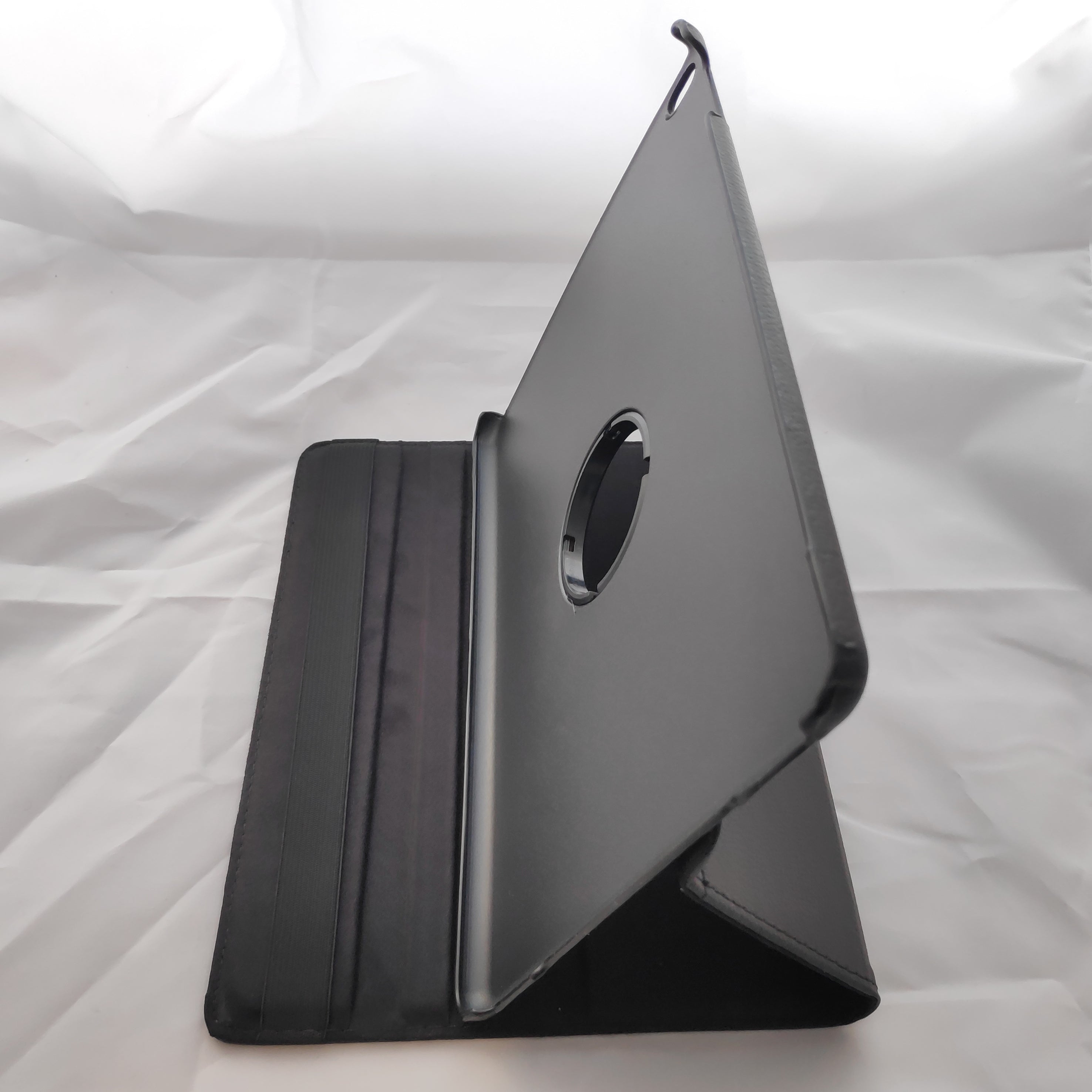 Apple iPad Air 1 16GB WiFi A1474 (Excellent) *Free Shipping, New Case & Glass Screen Protector*