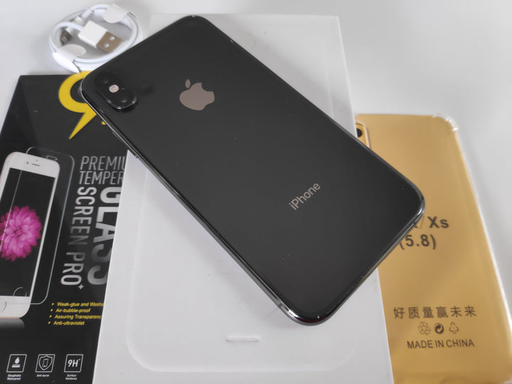 Apple iPhone XS 256GB Space Gray - New Case, Glass Screen Protector (Like New)