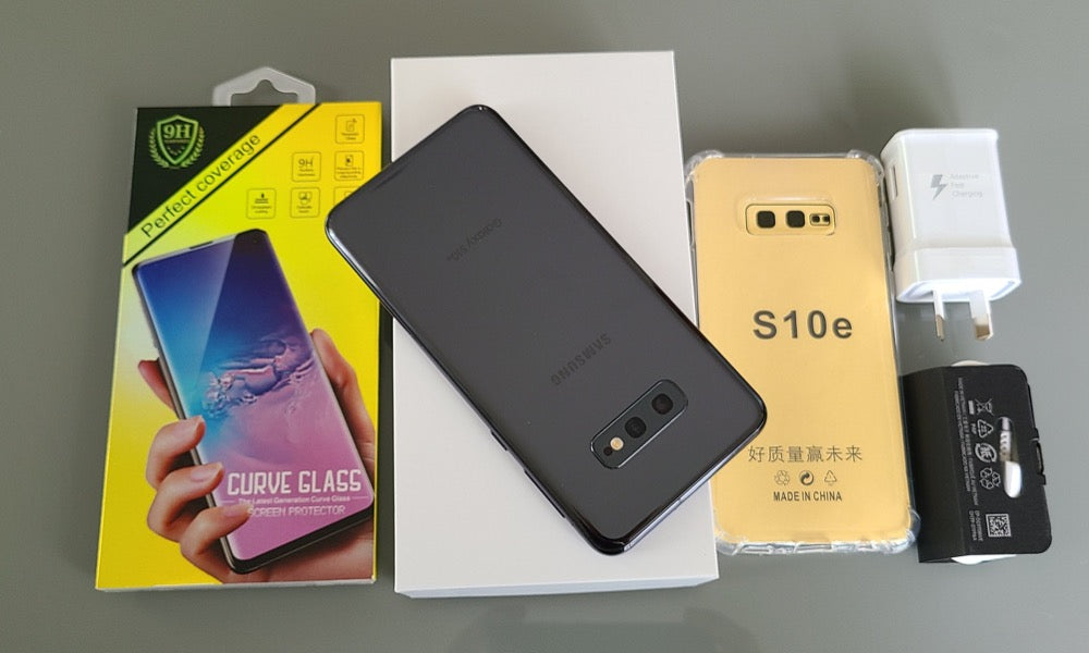 Samsung Galaxy S10e Prism Black SM-G970U New Case, Glass Screen Protector (Good)