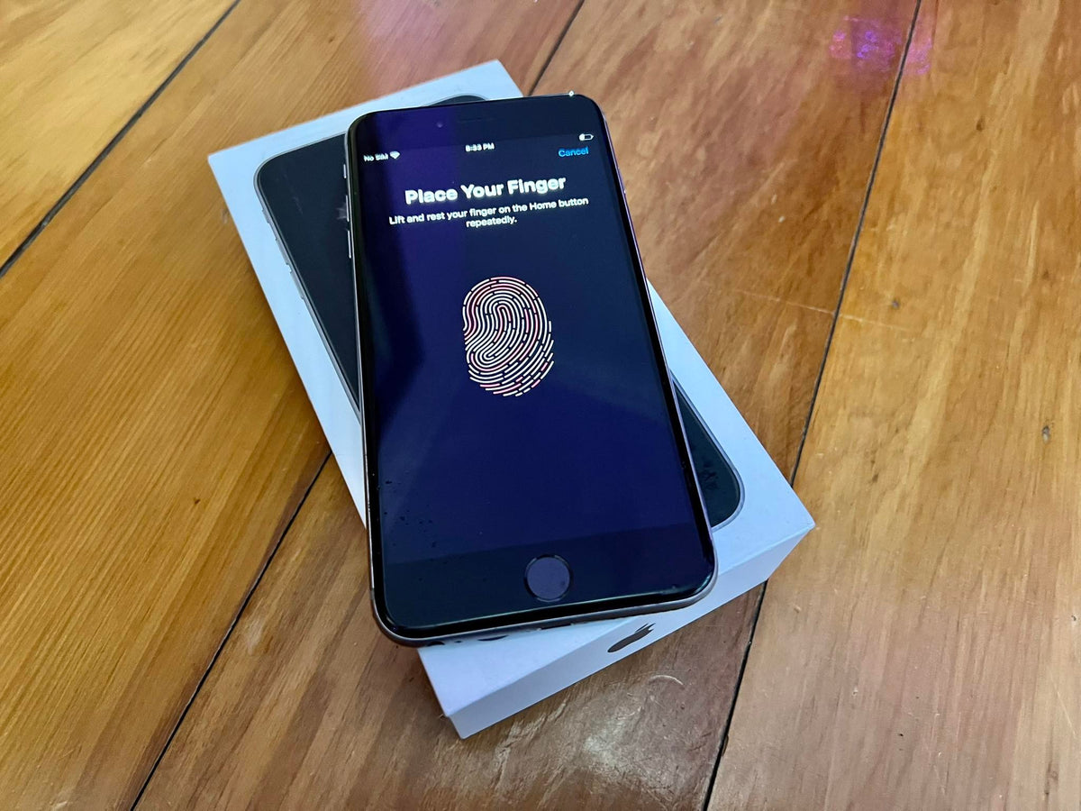 Apple iPhone 6S Plus 32GB (Minor Marks)