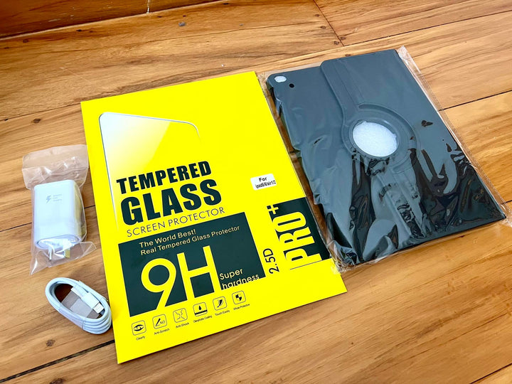 Apple iPad 6th Gen 32GB Wi-Fi Space Gray (Excellent) New Case, Glass Screen Protector