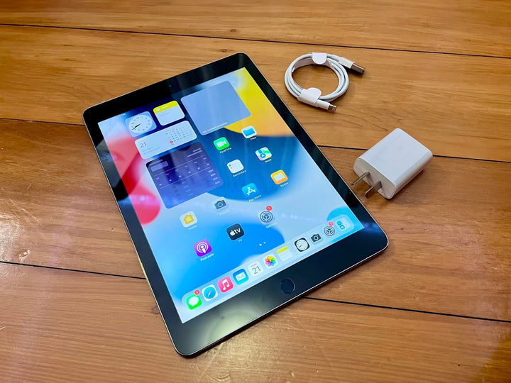 Apple iPad Air 2 64GB WiFi (As New) New Battery * Including Glass Screen Protector