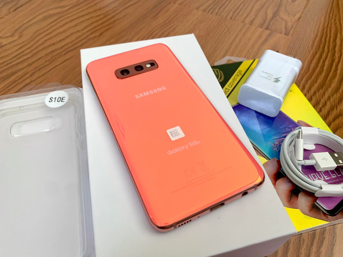 Samsung Galaxy S10e Pink SM-G970U New Case, Glass Screen Protector (As New)