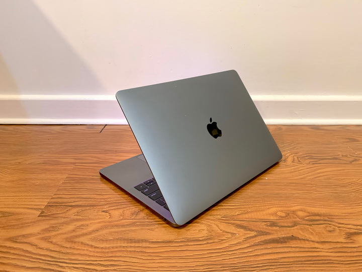 Apple MacBook Pro 13 inch 2017 Intel i5 16GB 500GB SSD A1708 (New Battery)