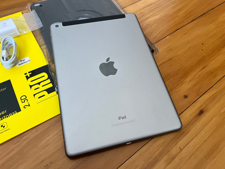 Apple iPad 6th Gen 32GB Wi-Fi + Cellular 3G/4G Space Gray - New Glass Screen Protector (As New)