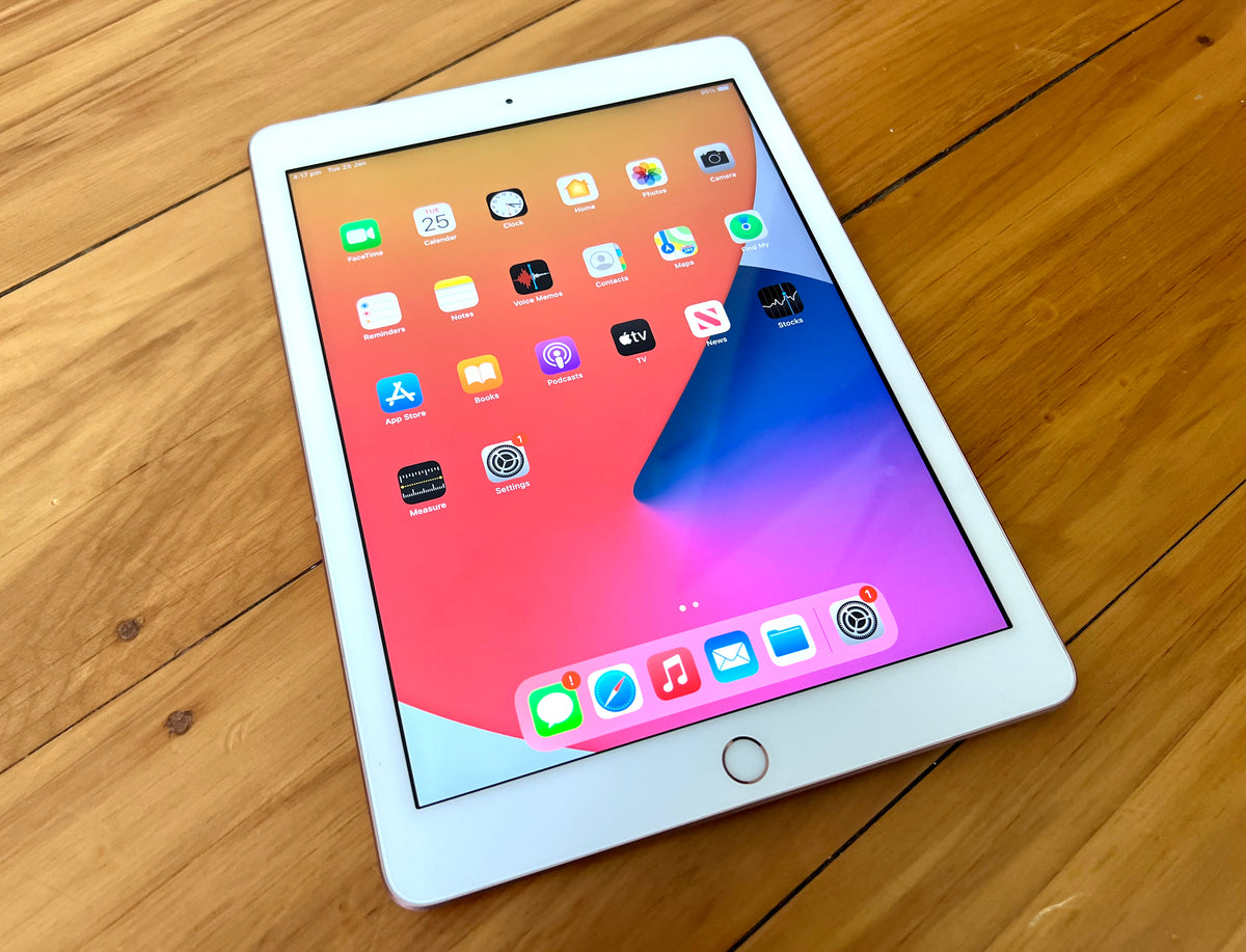 Apple iPad 6th Gen 32GB Wi-Fi + Cellular 3G/4G Gold (As New)